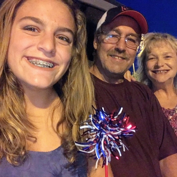 Meet your Posher, Paige - Picture 3 of 3